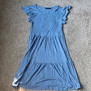 Chic Blue Midi Dress with Ruffled Sleeves